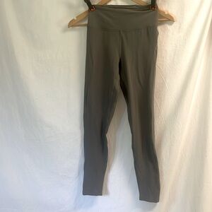 Shein Glowmode gray XS sculpted bottom leggings